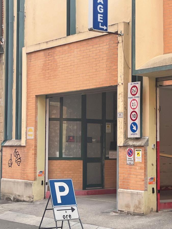 Stop&Go Station Bologna House Self Check In - Fiera Alta Velocita' Eksteriør bilde